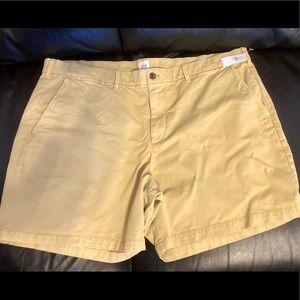Men’s Gap 7” Casual Short -Soft Yellow-light khaki